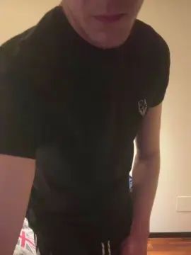 Gay sex chat with _Matt2745_ - camgaychat.com - Britain