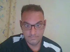 Gay sex chat with kininoelpollon - camgaychat.com - Spain