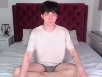 Gay sex chat with norulesboy - camgaychat.com - Britain