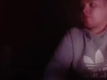 Gay sex chat with army4strong - camgaychat.com - Britain