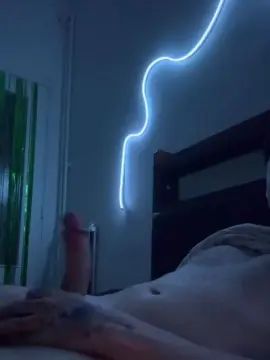 Gay sex chat with ZenFlamer - camgaychat.com - Italy