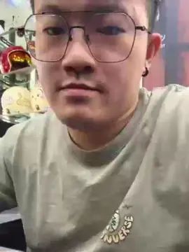 Gay sex chat with lues_8970 - camgaychat.com - Britain