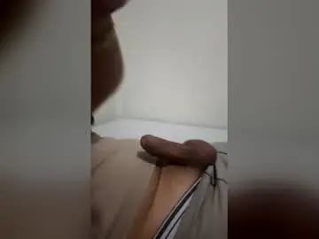 Gay sex chat with anonimox1717 - camgaychat.com - Britain