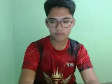 Gay sex chat with andreaobsessionxx - camgaychat.com - Britain