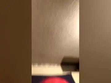 Gay sex chat with brycedull22345 - camgaychat.com - Britain