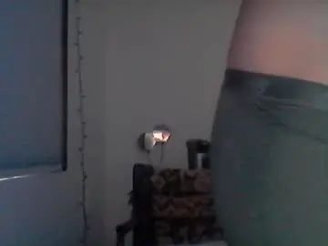 Gay sex chat with hardon876625 - camgaychat.com - Britain