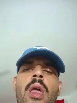 Gay sex chat with PeludassoBaiano - camgaychat.com - Portugal