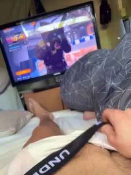 Gay sex chat with theo1930 - camgaychat.com - France