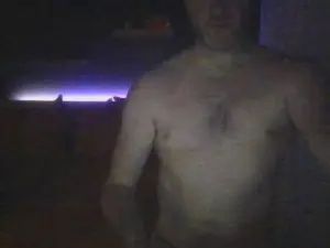 Gay sex chat with ry867 - camgaychat.com - Britain