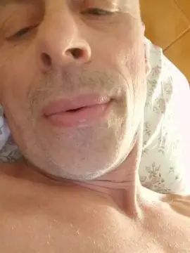 Gay sex chat with Tzeni - camgaychat.com - Greece