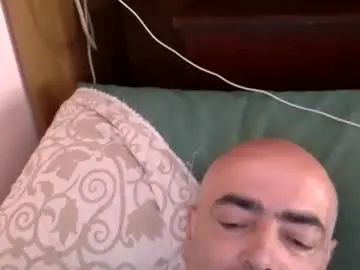 Gay sex chat with gioeste1 - camgaychat.com - Italy