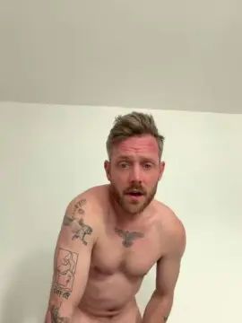 Gay sex chat with Themacdaddy2 - camgaychat.com - Britain