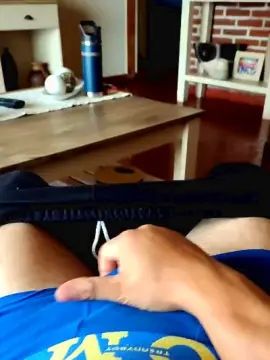 Gay sex chat with matias2205 - camgaychat.com - Britain