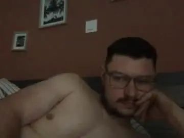 Gay sex chat with emiliano1256 - camgaychat.com - Britain