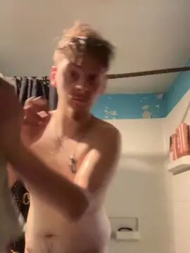 Gay sex chat with tuckjt - camgaychat.com