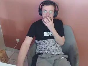 Gay sex chat with Davidfr69 - camgaychat.com - France