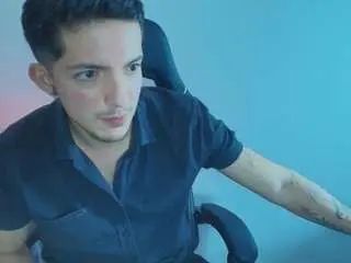 Gay sex chat with raven-soul - camgaychat.com