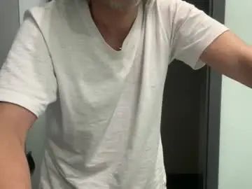 Gay sex chat with materialboy719187 - camgaychat.com - Britain