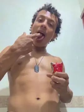 Gay sex chat with King_CocoaBBC - camgaychat.com - Spain