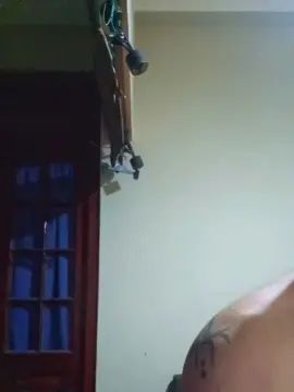 Gay sex chat with Marianonicolas - camgaychat.com - Britain