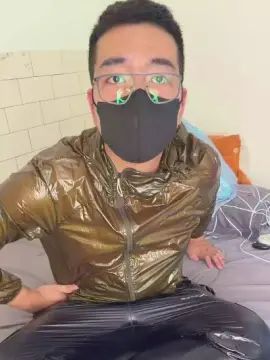 Gay sex chat with Cum4rush - camgaychat.com - Britain