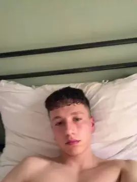 Gay sex chat with twinkyy07 - camgaychat.com - Britain