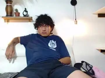 Gay sex chat with dark_yeager - camgaychat.com - Britain