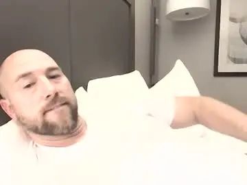 Gay sex chat with bensoncarverd - camgaychat.com - Britain