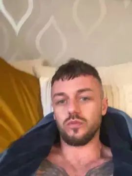 Gay sex chat with JPscallylad - camgaychat.com - Britain