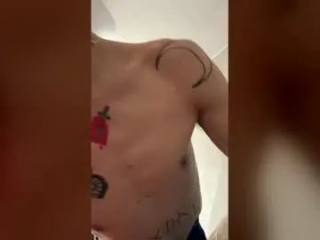 Gay sex chat with aazdaan - camgaychat.com - Britain