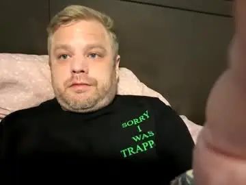 Gay sex chat with zboteatass - camgaychat.com - Britain