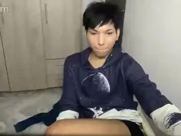 Gay sex chat with dorian_shape - camgaychat.com