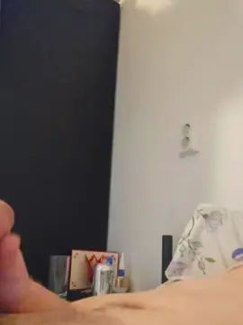 Gay sex chat with Okl98 - camgaychat.com - Ukraine