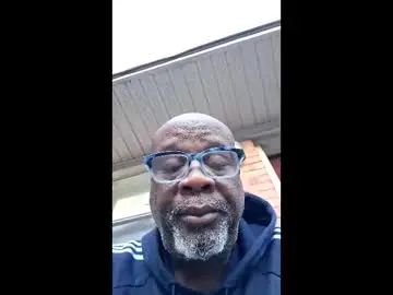 Gay sex chat with russelldrhyne - camgaychat.com - Britain