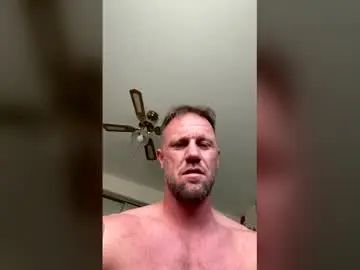 Gay sex chat with charlie096552 - camgaychat.com - Britain