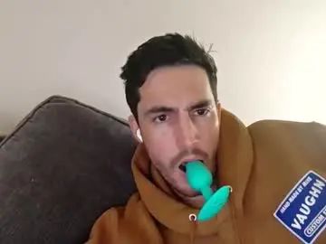 Gay sex chat with mavvvyrick - camgaychat.com - Britain