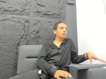 Gay sex chat with dan_bakerr - camgaychat.com