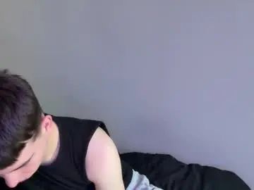 Gay sex chat with cuddlex - camgaychat.com - Britain