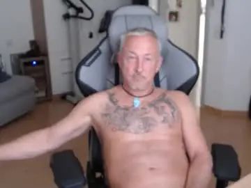 Gay sex chat with estevano - camgaychat.com - Germany