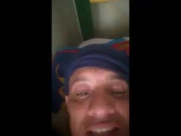 Gay sex chat with jhis123 - camgaychat.com - Britain