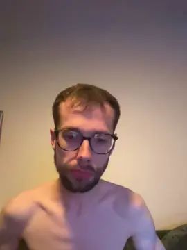 Gay sex chat with Bigj19992 - camgaychat.com - Britain
