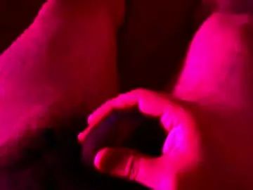 Gay sex chat with lvum - camgaychat.com - Britain