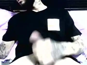 Gay sex chat with ssanndro - camgaychat.com - Britain