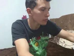 Gay sex chat with DannyD_69_ - camgaychat.com - Britain