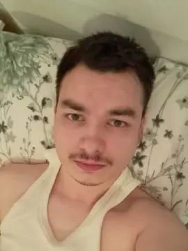 Gay sex chat with Abel_2000 - camgaychat.com - Britain