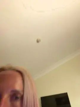 Gay sex chat with sammike - camgaychat.com - Britain