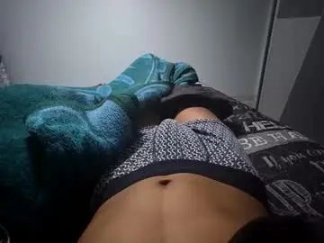 Gay sex chat with safu27 - camgaychat.com - Britain