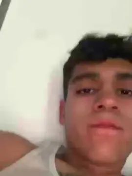 Gay sex chat with Mexican_boy_22 - camgaychat.com - Mexico - Britain