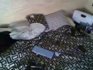 Gay sex chat with dzznutzz9 - camgaychat.com - Britain