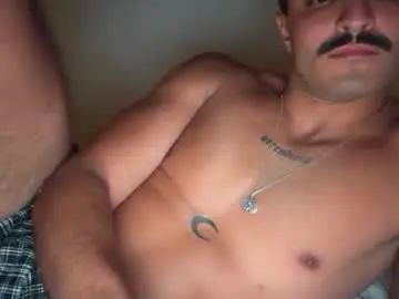 Gay sex chat with markkkus_ - camgaychat.com - Britain